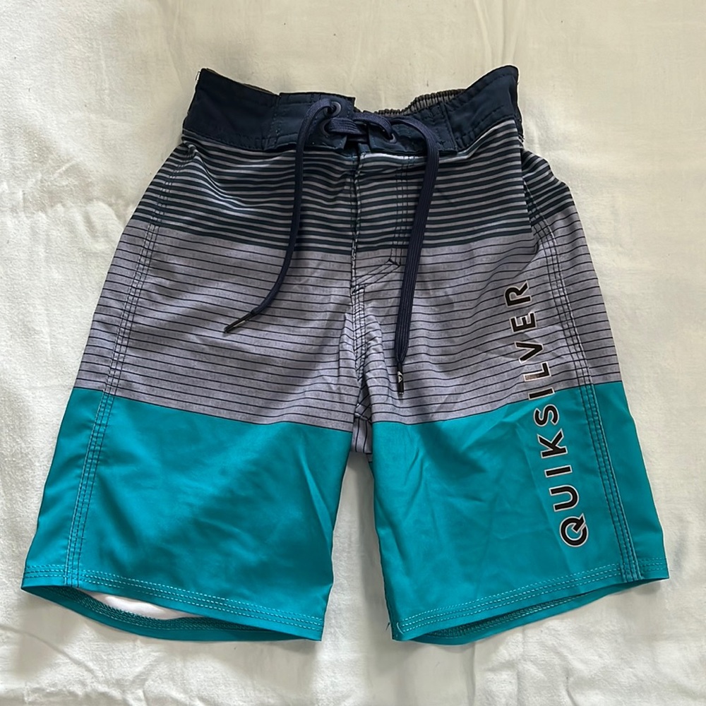 Quiksilver swim trunk